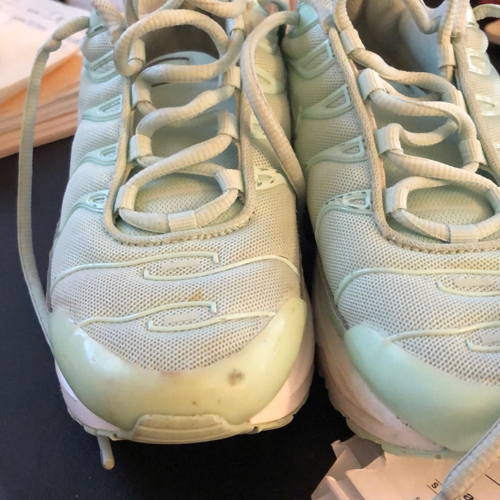Kids sneakers - Picture 2 of 3